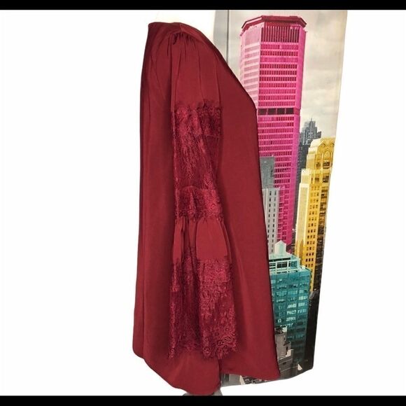 Mustard Seed Solid Lace Bell Sleeve Plum NWT - Picture 3 of 6